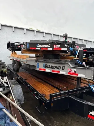 2027 Diamond C Trailers LPX207-18