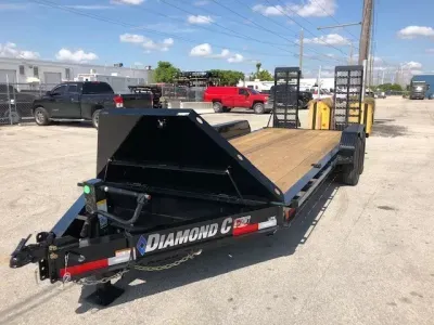 2026 Diamond C Trailers LPX207-20