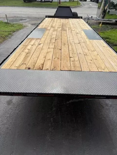 new Equipment / Flatbed Trailers Diamond C Trailers  for sale, in Miami, FL Thumbnail 9