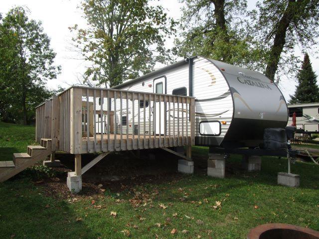 2015 Coachmen Catalina 293QBCK Travel Trailer RV 2015 Coachmen Catalina 293QBCK Travel Trailer RV