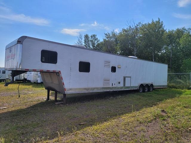 2006 Vintage Trailers LQ Fifth Wheel Toy Hauler 2006 Vintage Trailers LQ Fifth Wheel Toy Hauler