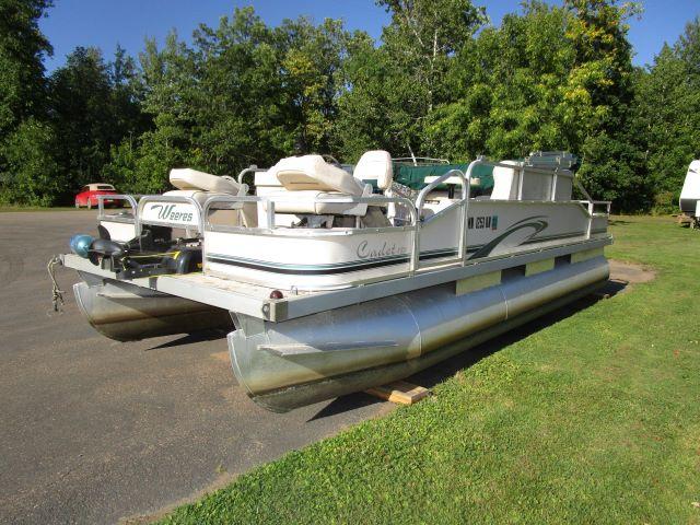 2010 Weeres Cadet 4 Corner Fish 180SE Pontoon Boat 2010 Weeres Cadet 4 Corner Fish 180SE Pontoon Boat