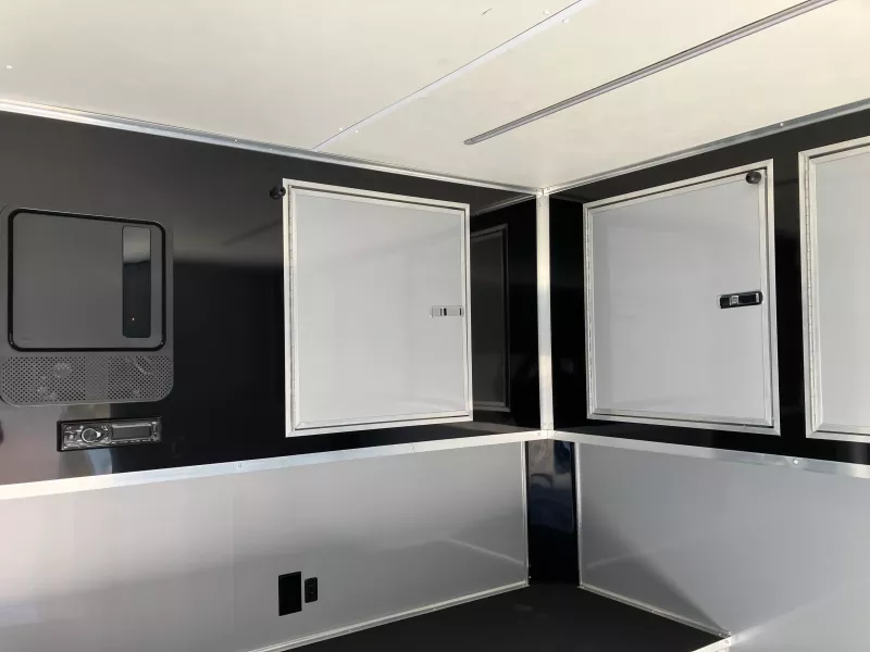 used Car Haulers / Racing Trailers Forest River  for sale, in Fountain Inn, SC Thumbnail 9