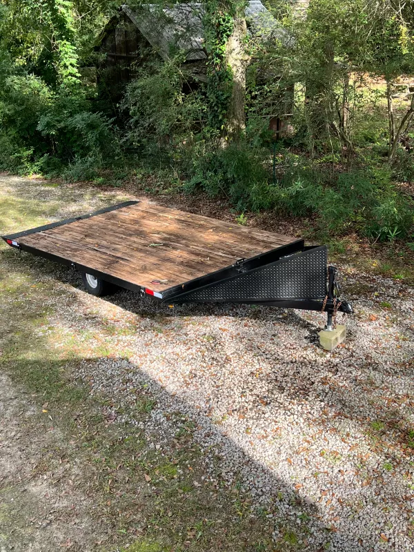 Deck over gravity tilt