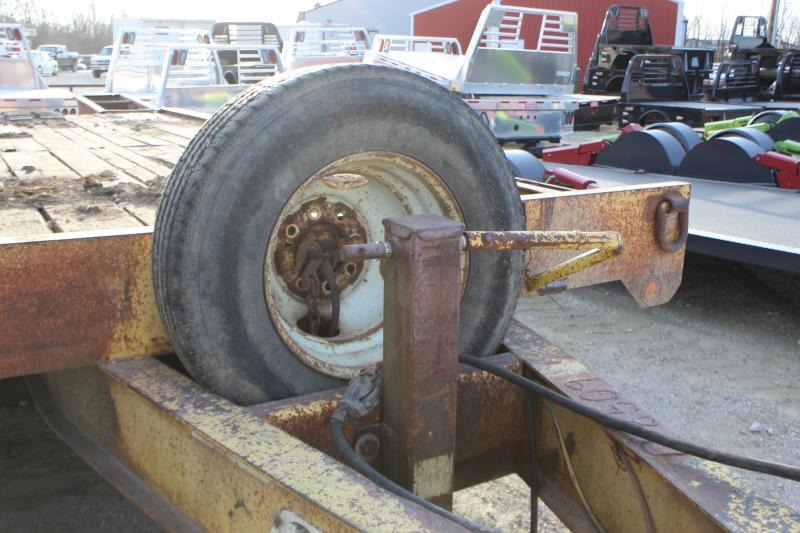 used Equipment / Flatbed Trailers Towmaster Trailers  for sale, in Versailles, MO Thumbnail 5