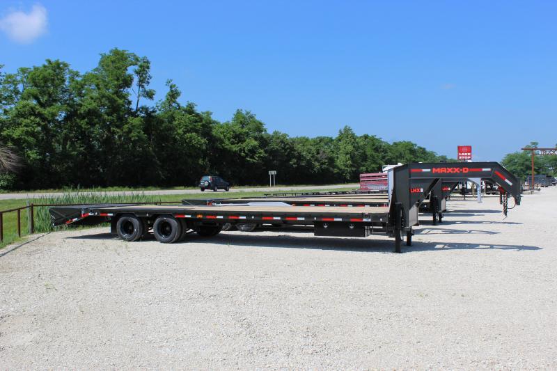 2021 MAXXD LHX 32' gooseneck Flatbed Trailer Near Me