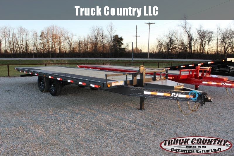 2021 PJ Trailers T8 22' tilt Flatbed Trailer 2021 PJ Trailers T8 22' tilt Flatbed Trailer