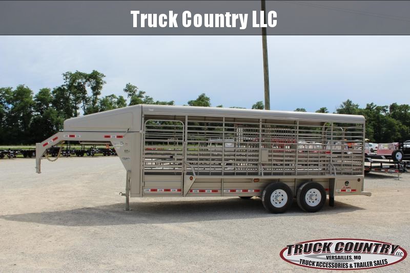 2019 GR Trailers 6.8'x20' gooseneck Livestock Trailer 2019 GR Trailers 6.8'x20' gooseneck Livestock Trailer