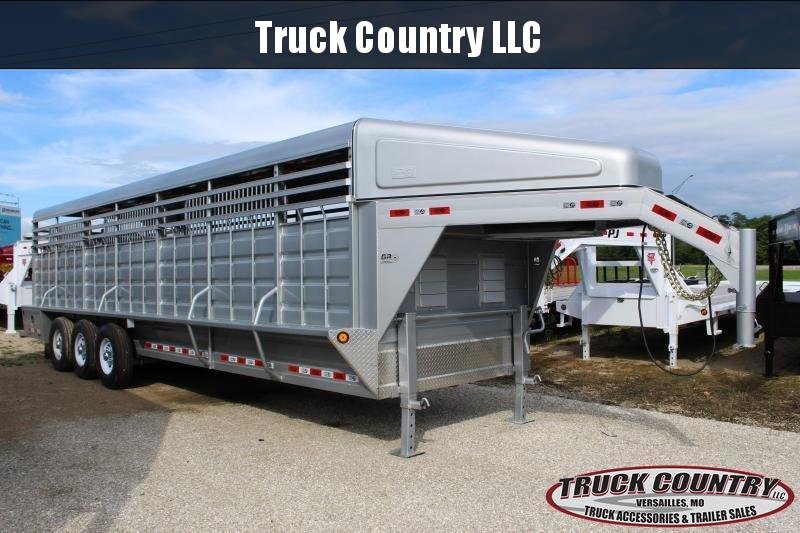 2019 GR Trailers 6.8x28 gooseneck Livestock Trailer 2019 GR Trailers 6.8x28 gooseneck Livestock Trailer