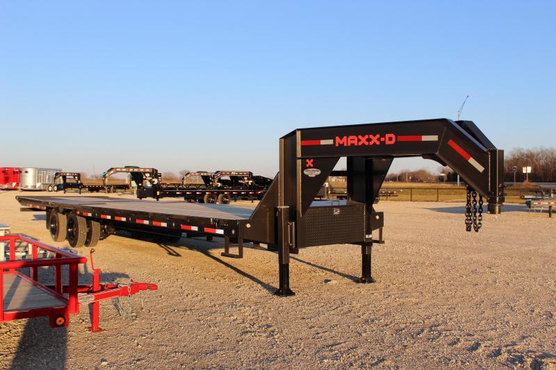 2021 MAXXD YHX 36' 40K hydraulic dovetail Flatbed Trailer Near Me