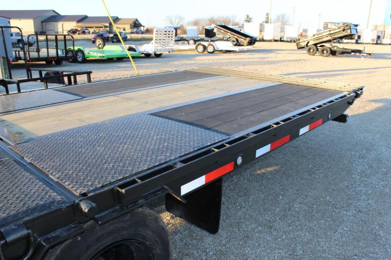 2021 MAXXD YHX 36' 40K hydraulic dovetail Flatbed Trailer Near Me