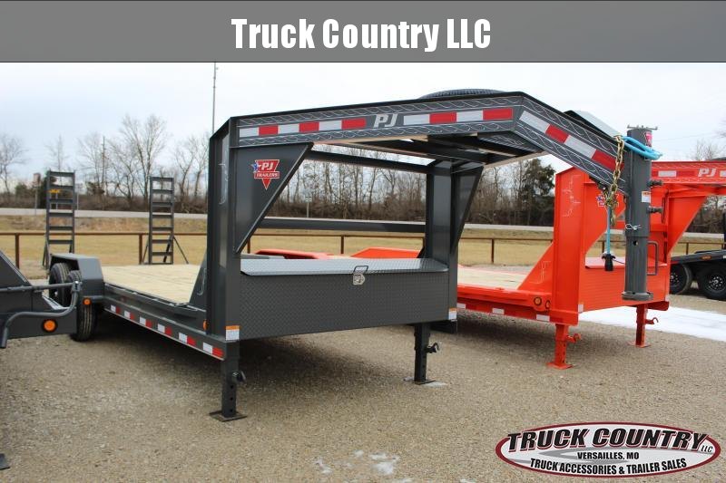 2021 PJ Trailers CC 20' gooseneck Equipment Trailer 2021 PJ Trailers CC 20' gooseneck Equipment Trailer