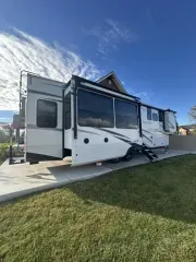used Fifth Wheel Trailers Grand Design RV  for sale, in Commerce City, CO Thumbnail 16