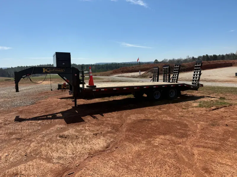 used Equipment / Flatbed Trailers Kaufman Trailers  for sale, in Ellerbe, NC Thumbnail 2