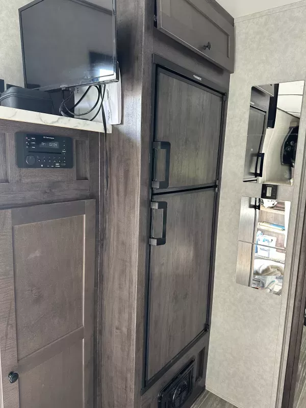 used Horse Trailers Bison Trailers  for sale, in South Lyon, MI Thumbnail 35