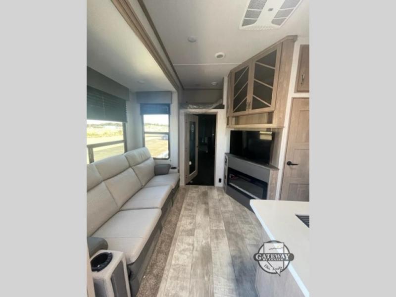 new Toy Haulers Grand Design RV Momentum G-Class for sale, in Elko, NV Thumbnail 4