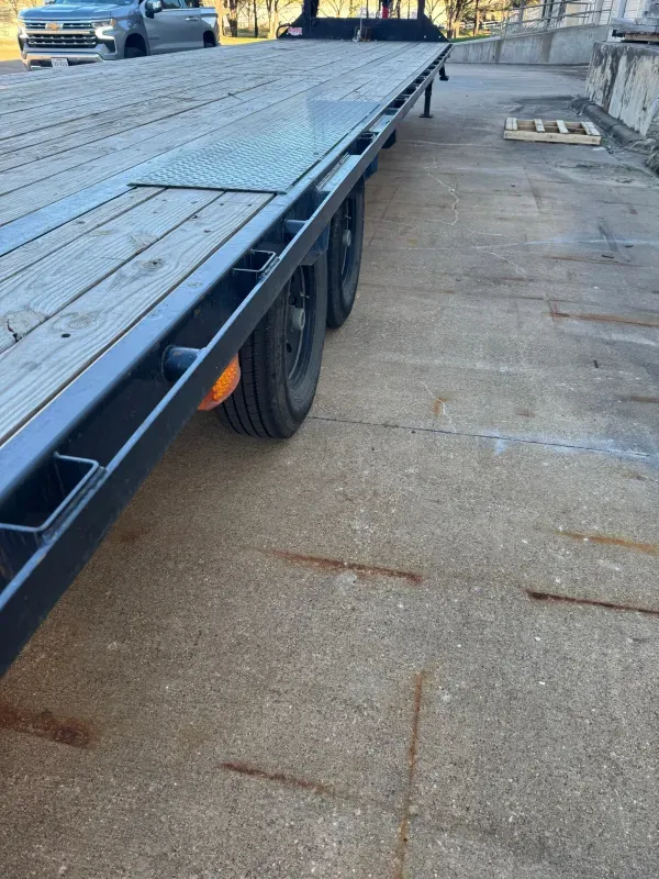 used Equipment / Flatbed Trailers PJ Trailers  for sale, in Prosper, TX Thumbnail 5