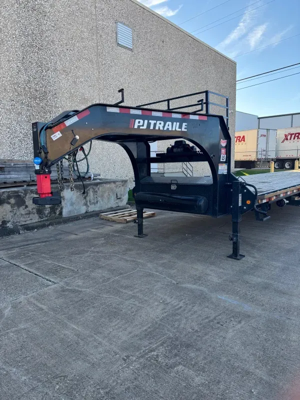 used Equipment / Flatbed Trailers PJ Trailers  for sale, in Prosper, TX Thumbnail 7