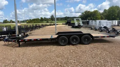 2027 Load Trail 83X24 TILT N GO, 16+8, 21K GVW, DIAMOND PLATE FENDERS, 2-10K JACKS, 6 D RINGS, TOOL