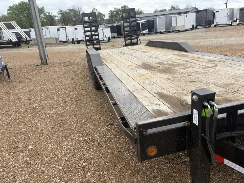 used Equipment / Flatbed Trailers Load Trail  for sale, in Columbia, MO Thumbnail 6
