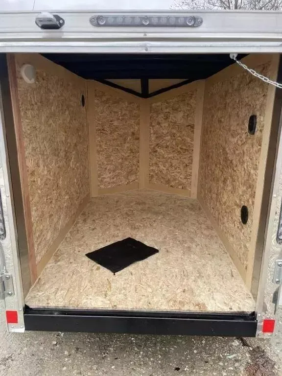 new Cargo (Enclosed) Trailers Continental Cargo  for sale, in Columbia, MO Thumbnail 5