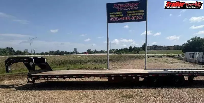 2025 Load Trail LOAD TRAIL 102X40 GOOSENECK DECKOVER HYDRAULIC DOVE Deckover Trailer