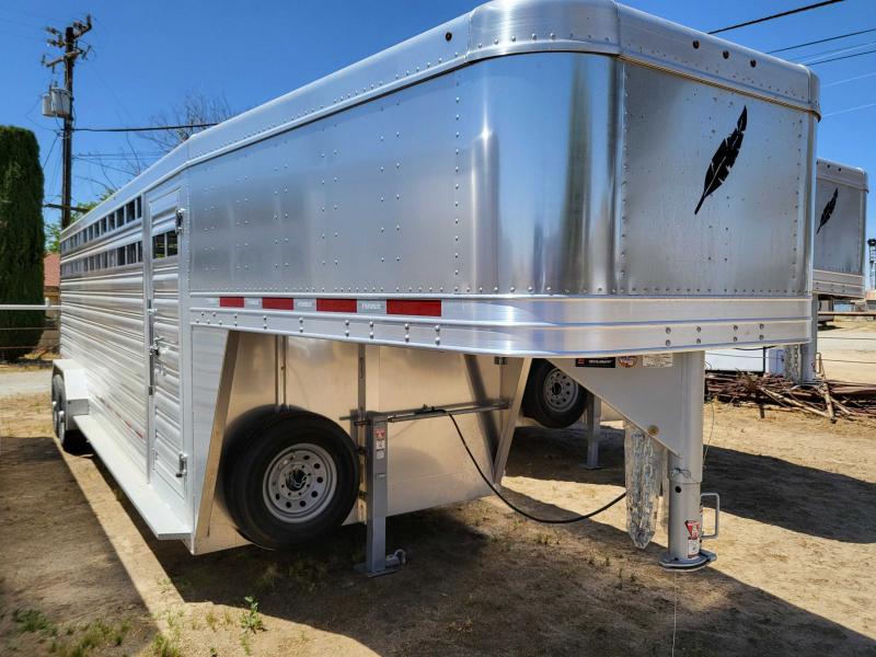 2022 Featherlite 8127-24FT Stock / Stock Combo Trailer 2022 Featherlite 8127-24FT Stock / Stock Combo Trailer