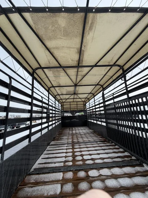 used Horse Trailers Delco Trailers  for sale, in Waxahachie, TX Thumbnail 10