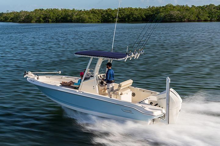 2023 Boston Whaler 220 Dauntless Fishing Boat 2023 Boston Whaler 220 Dauntless Fishing Boat