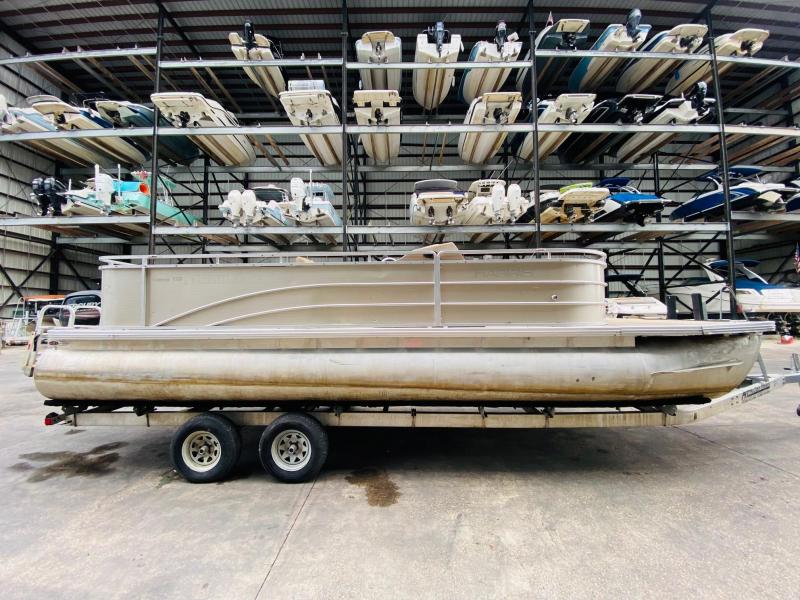 2016 Harris Boats 220 Cruiser Pontoon Boat 2016 Harris Boats 220 Cruiser Pontoon Boat