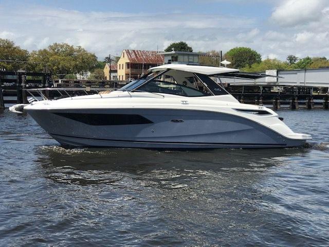 2022 Sea Ray 320 SUNDANCER 2022 Sea Ray 320 SUNDANCER