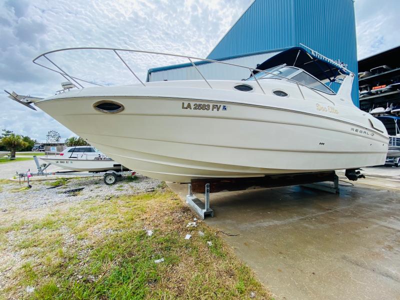 2002 Regal Boats Commodore 3060 Cruiser (Power) 2002 Regal Boats Commodore 3060 Cruiser (Power)