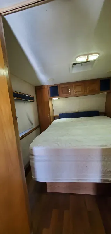 used Fifth Wheel Trailers Fleetwood RV Prowler for sale, in Calgary, AB Thumbnail 8