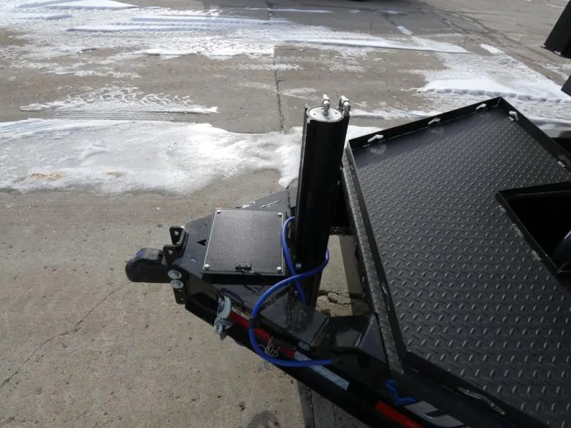 new Dump Trailers Diamond C Trailers  for sale, in Saint Johns, MI Thumbnail 9