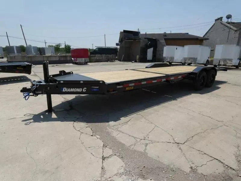 new Equipment / Flatbed Trailers Diamond C Trailers  for sale, in Saint Johns, MI Thumbnail 3