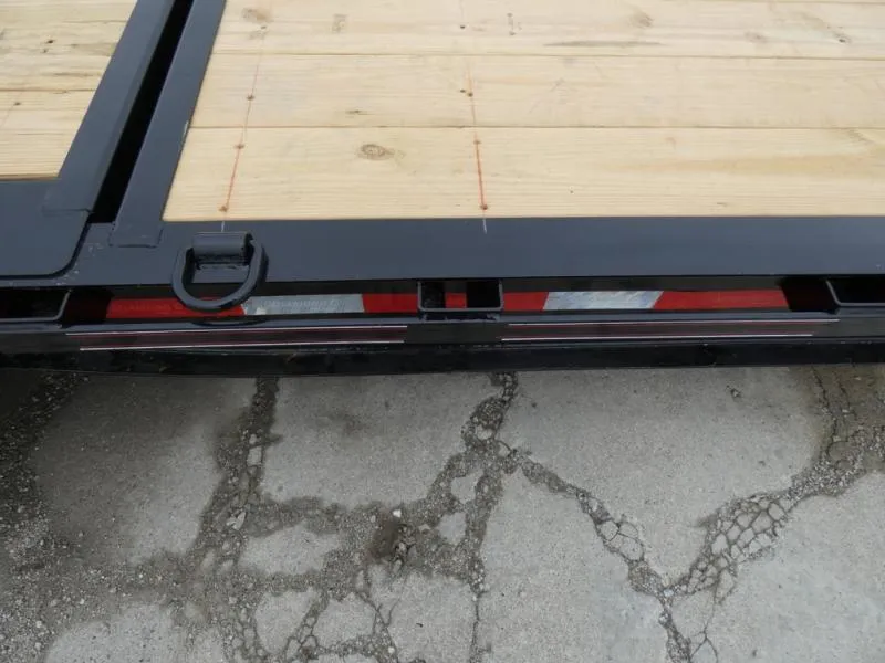 new Equipment / Flatbed Trailers Diamond C Trailers  for sale, in Saint Johns, MI Thumbnail 10
