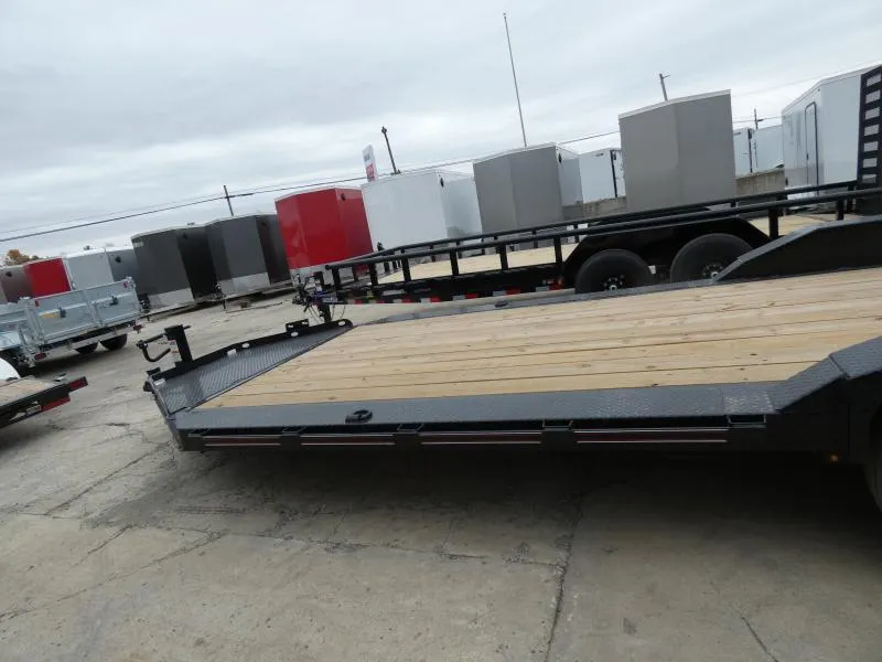 new Equipment / Flatbed Trailers Diamond C Trailers  for sale, in Saint Johns, MI Thumbnail 6
