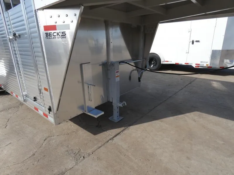 new Horse Trailers Sundowner Trailers  for sale, in Saint Johns, MI Thumbnail 2