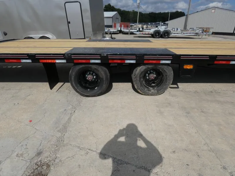 new Equipment / Flatbed Trailers Diamond C Trailers  for sale, in Saint Johns, MI Thumbnail 8