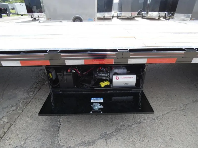 new Equipment / Flatbed Trailers Diamond C Trailers  for sale, in Saint Johns, MI Thumbnail 4