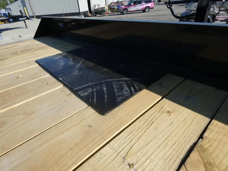 new Equipment / Flatbed Trailers Diamond C Trailers  for sale, in Saint Johns, MI Thumbnail 8