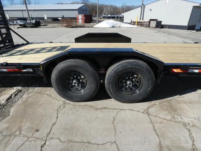 new Equipment / Flatbed Trailers Diamond C Trailers  for sale, in Saint Johns, MI Thumbnail 6