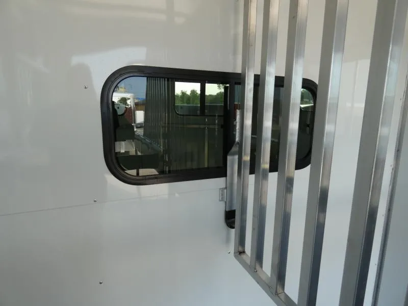 new Horse Trailers Sundowner Trailers  for sale, in Saint Johns, MI Thumbnail 10