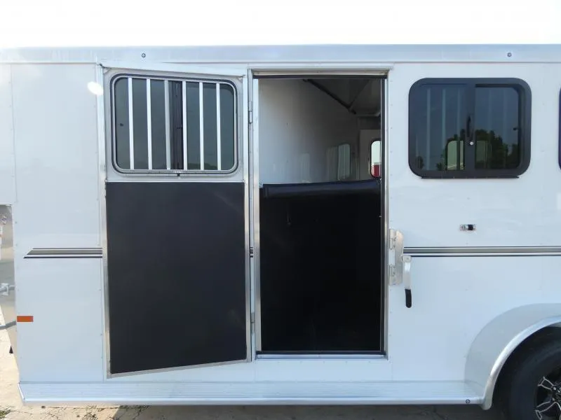 new Horse Trailers Sundowner Trailers  for sale, in Saint Johns, MI Thumbnail 6