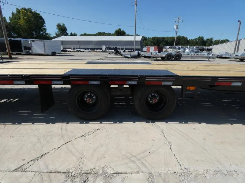 new Equipment / Flatbed Trailers Diamond C Trailers  for sale, in St Johns, MI Thumbnail 6