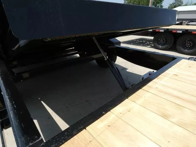 new Equipment / Flatbed Trailers Diamond C Trailers  for sale, in Saint Johns, MI Thumbnail 10