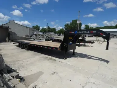 2026 Load Trail 102" x 32' Gooseneck Equipment Trailer - Hydraulic Dovetail - Flexible Financing