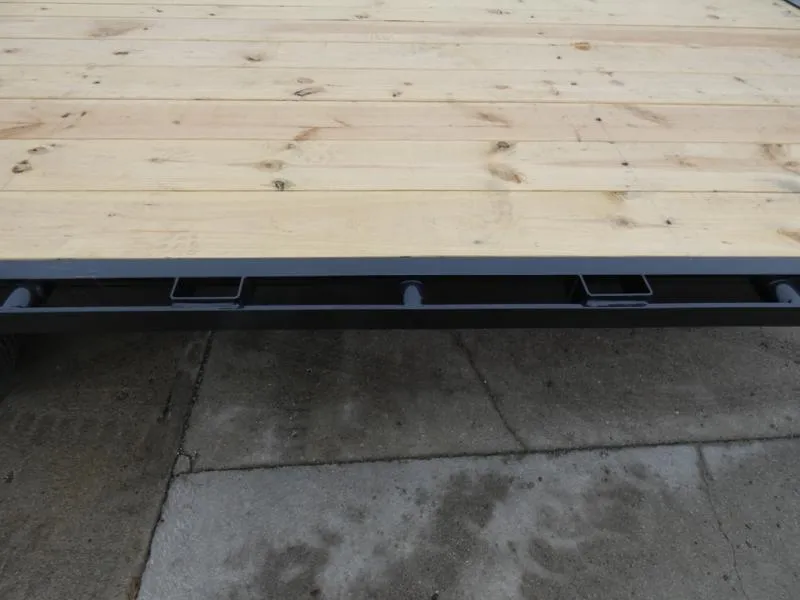 new Equipment / Flatbed Trailers Load Trail  for sale, in Saint Johns, MI Thumbnail 7