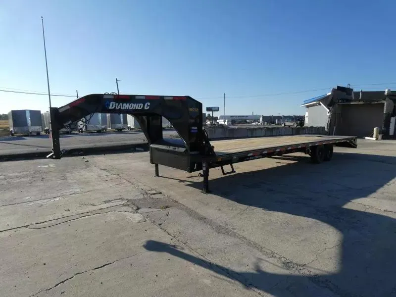 new Equipment / Flatbed Trailers Diamond C Trailers  for sale, in Saint Johns, MI Thumbnail 2