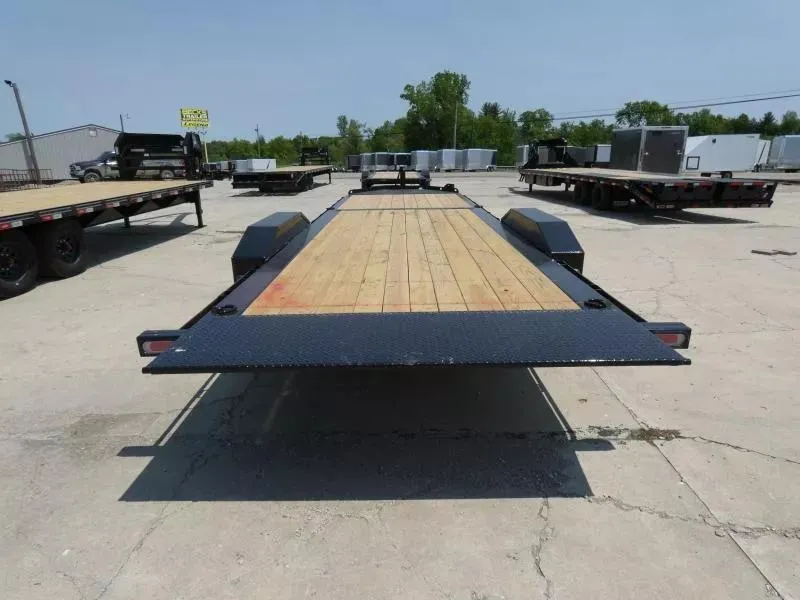 new Equipment / Flatbed Trailers Diamond C Trailers  for sale, in Saint Johns, MI Thumbnail 6
